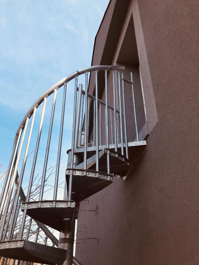 Apartman U Zamecke Dyje Lednice Bagian luar foto